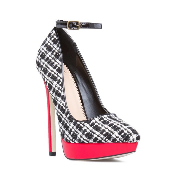 MADISON ASHLEE Heels; Black/Red; Size 9 - Picture 7 of 8